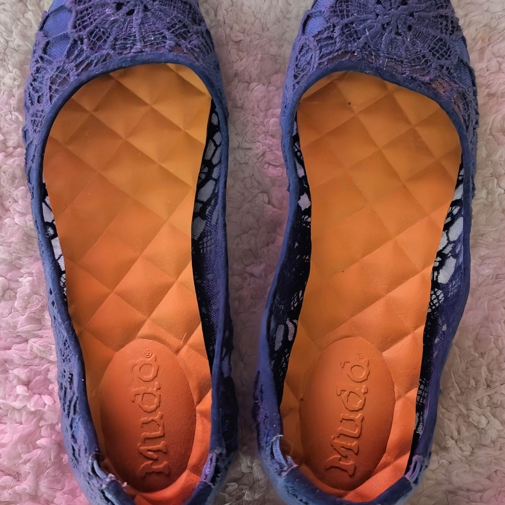Mudd Navy Lace Flats with Cushy Insole